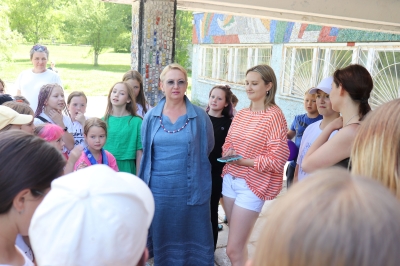 Светлана Денисова посетила детские лагеря в Лысьвенском и Чусовском городских округах